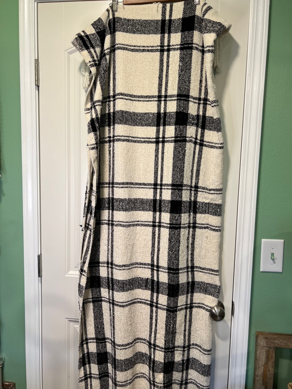Vince Camuto Black and Cream Plaid Throw Blanket